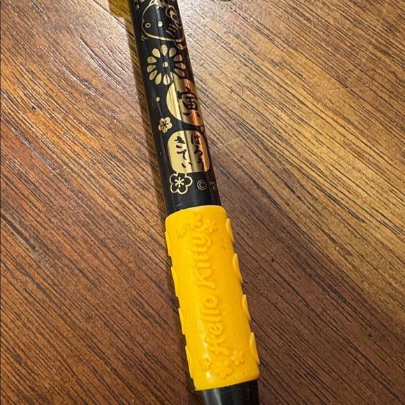 Hello Kitty Ink Pen - Picture 5 of 7